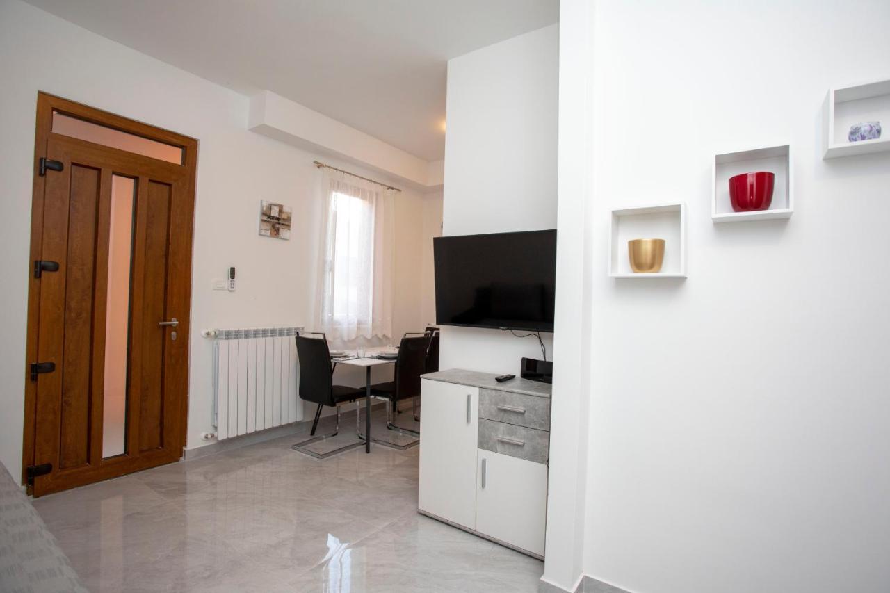 Apartmani Marica Plomin Exterior foto